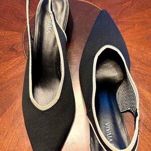 Vivaia Pointed Toe Sling Back Heel (Della)